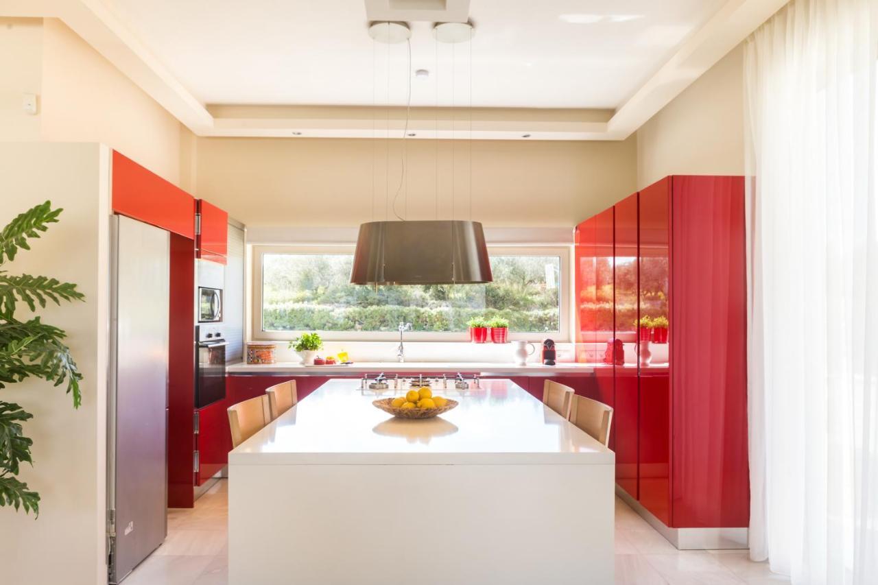 Lux Villa Mia With Heated Pool, 2Km To Beach & Childrens Area! Mikro Metochi Buitenkant foto