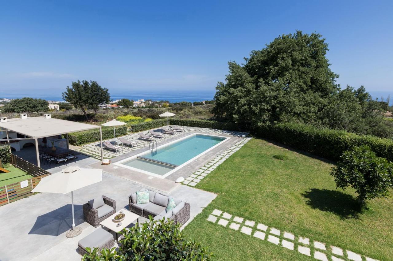 Lux Villa Mia With Heated Pool, 2Km To Beach & Childrens Area! Mikro Metochi Buitenkant foto