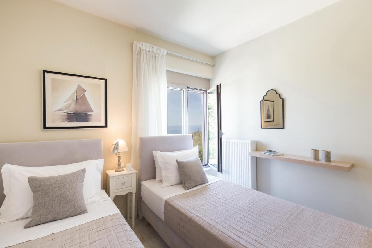Lux Villa Mia With Heated Pool, 2Km To Beach & Childrens Area! Mikro Metochi Buitenkant foto