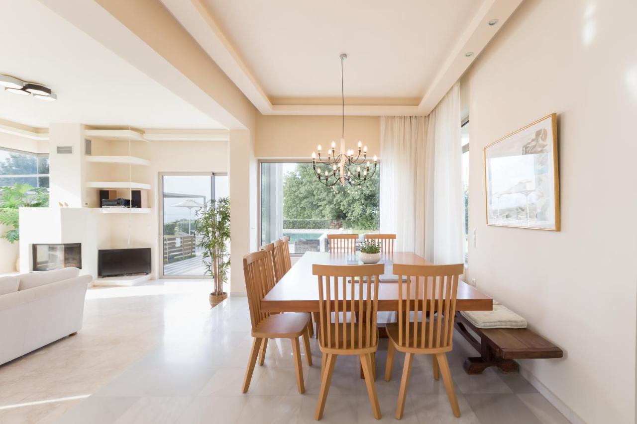 Lux Villa Mia With Heated Pool, 2Km To Beach & Childrens Area! Mikro Metochi Buitenkant foto