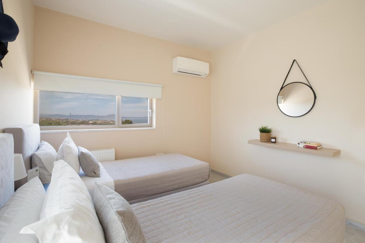 Lux Villa Mia With Heated Pool, 2Km To Beach & Childrens Area! Mikro Metochi Buitenkant foto